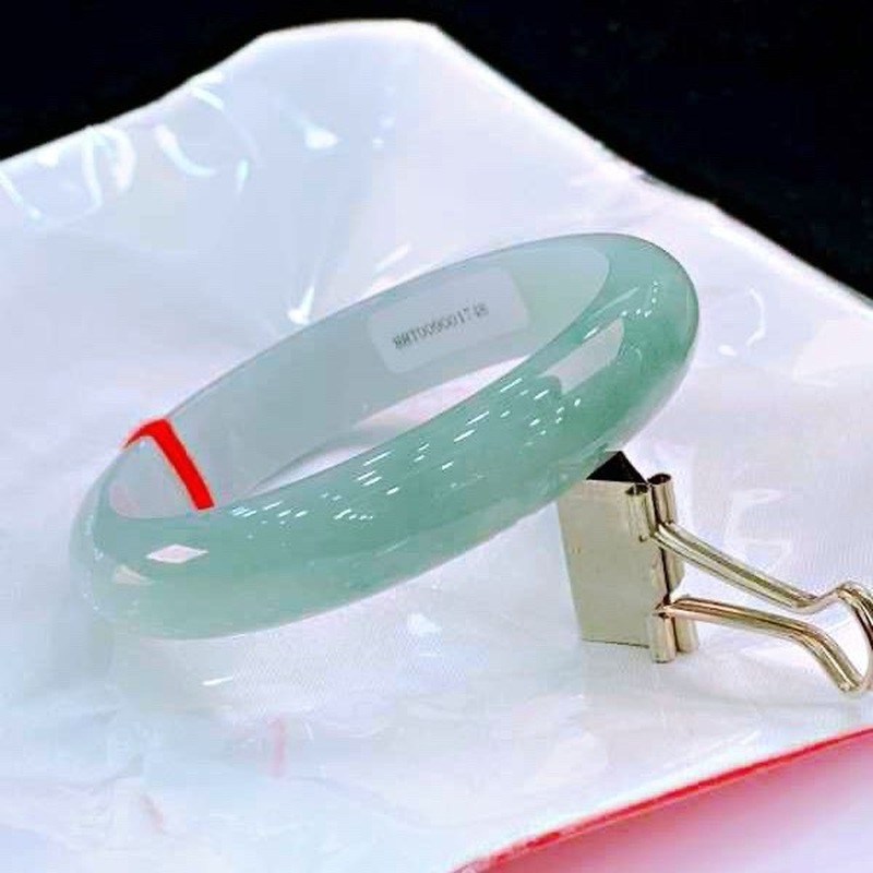 Myanmar , Natural Ice Jadeite  - đánh giá và giá Lighting & Home Decor Studio Photos