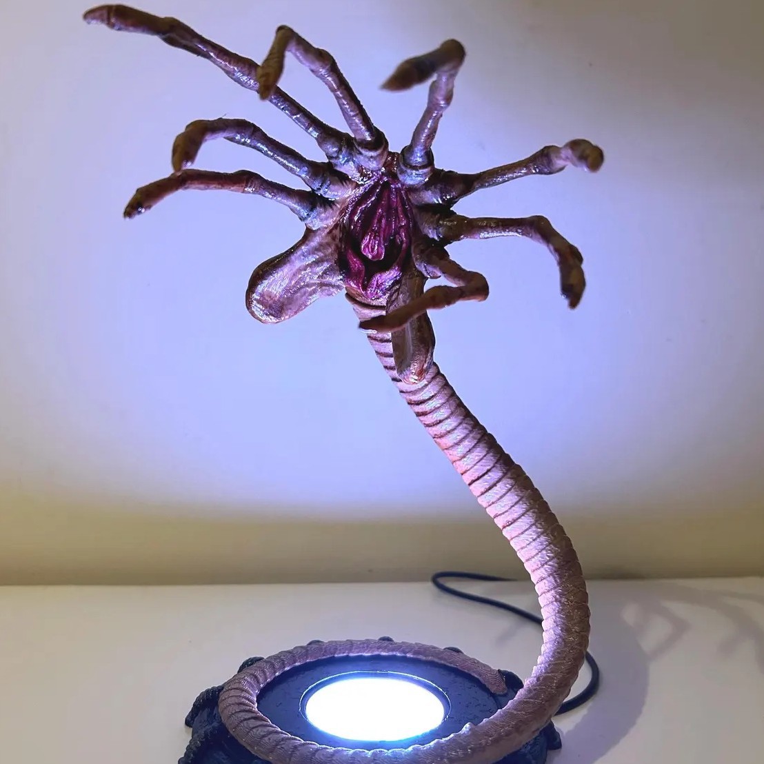 Alien Facehugger Lamp Nightlig - đánh giá và giá Lighting Decor For Home