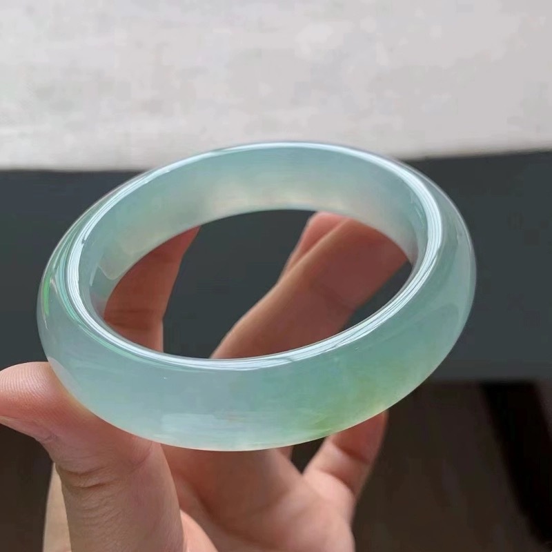 Light ice jade for girls, Burm - đánh giá và giá Lighting & Home Decor Studio Photos